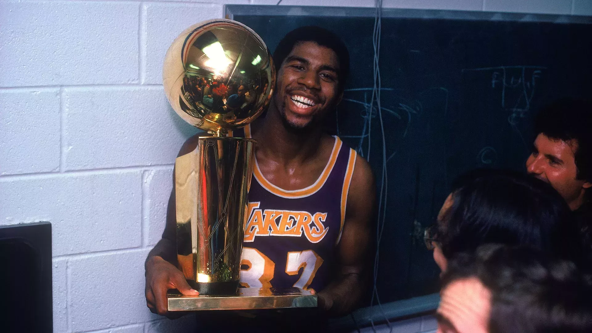 ¿Cómo ha sobrevivido Magic Johnson con el VIH?