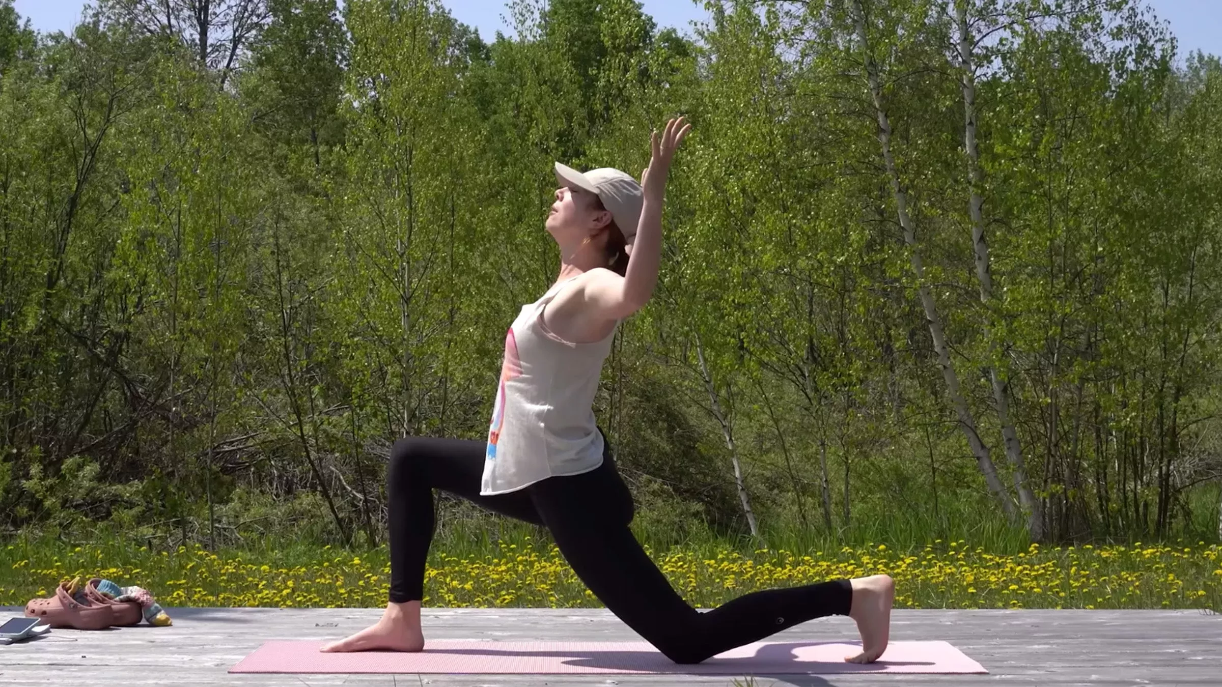 Práctica de yoga de 15 minutos para alinearse con el signo creativo e intelectual de Géminis