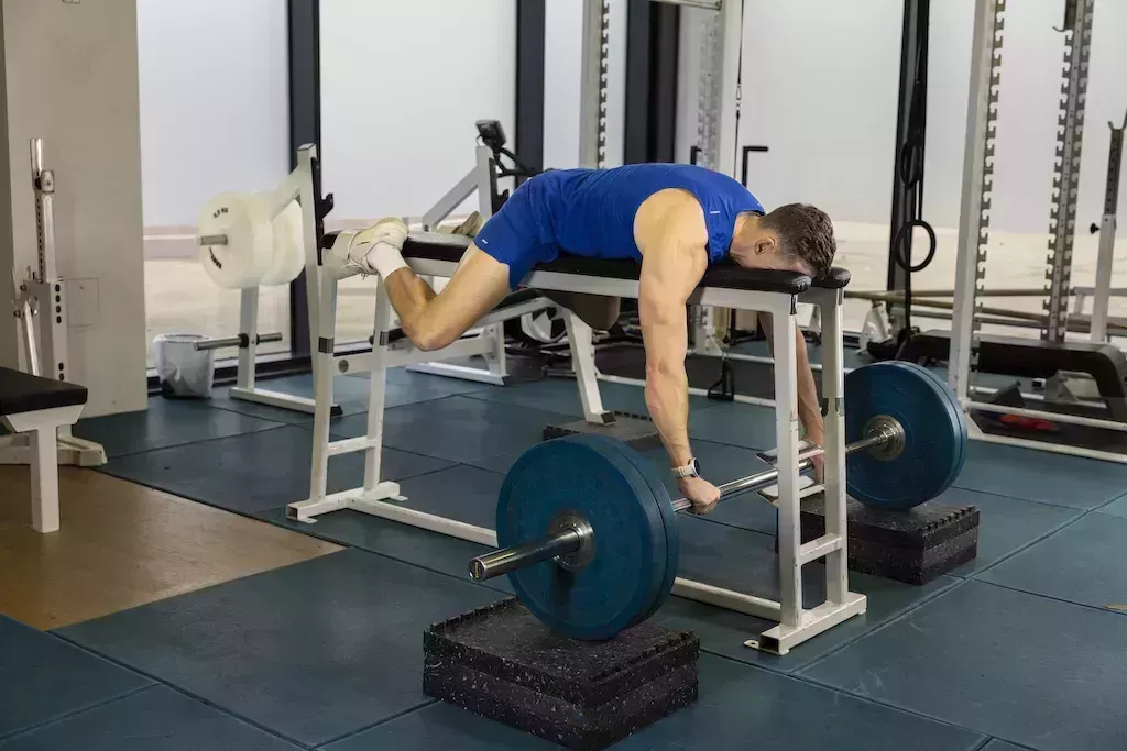 Entrenamiento de fuerza y potencia para la parte superior del cuerpo del atleta olímpico Joe Clarke