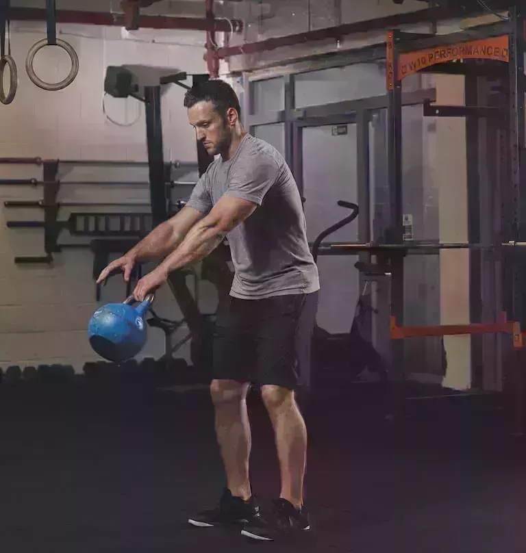 Los mejores ejercicios con kettlebell para cada parte del cuerpo