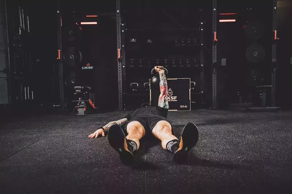 Realiza este entrenamiento de fuerza funcional para ganar masa corporal