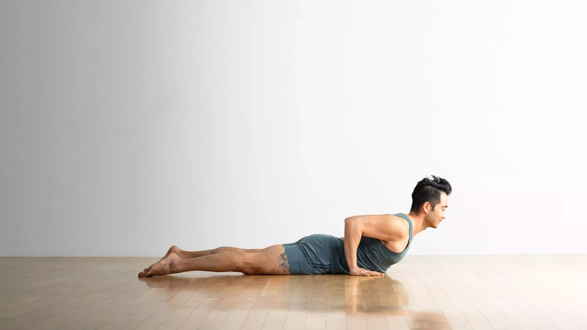 Una práctica de yoga de 20 minutos para olvidarse de la jornada laboral