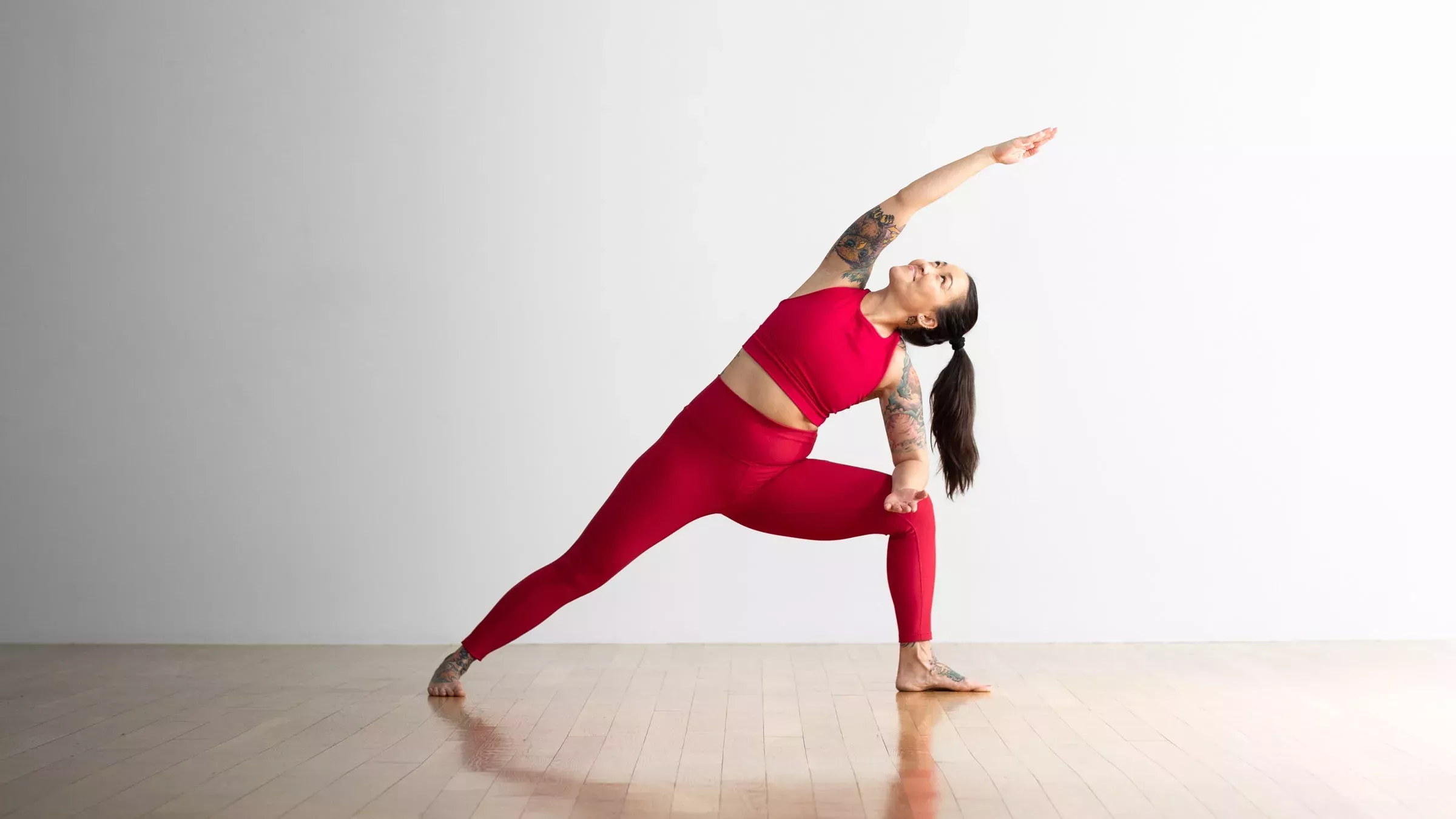 Una práctica de yoga de 20 minutos para olvidarse de la jornada laboral