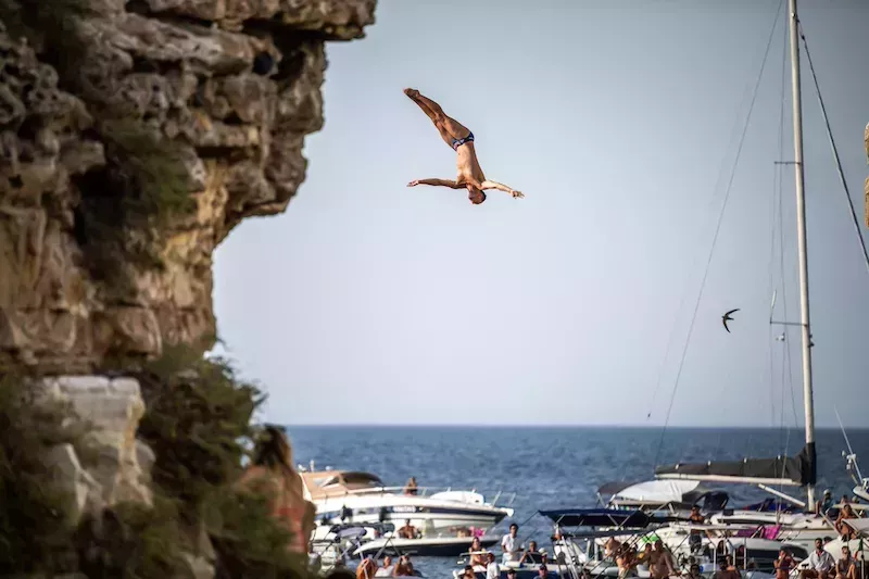 Aidan Heslop habla con MF mientras lucha por las Series Mundiales Red Bull Cliff Diving