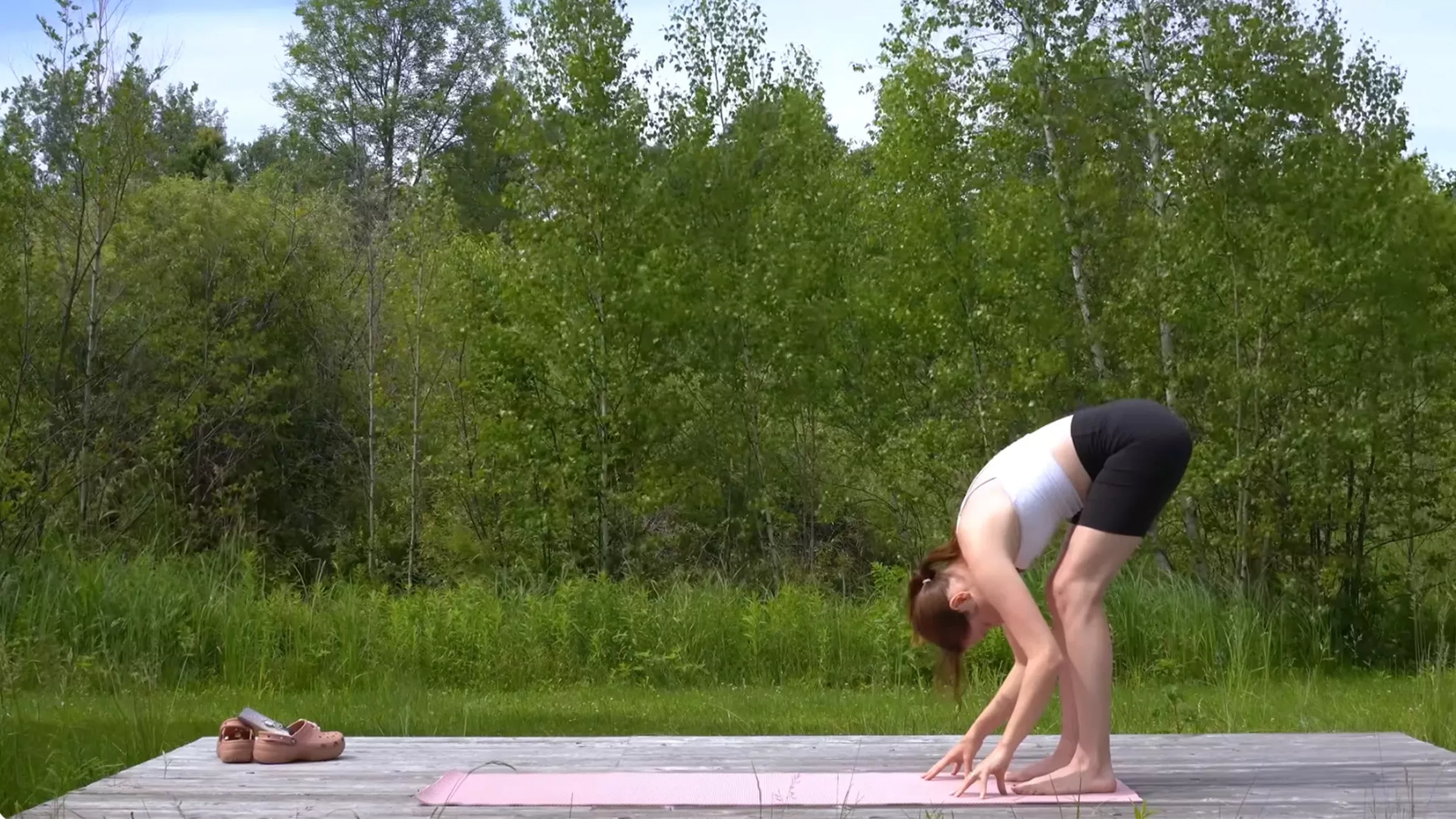 15 minutos de yoga matutino (y ejercicio para todo el cuerpo) para empezar el día