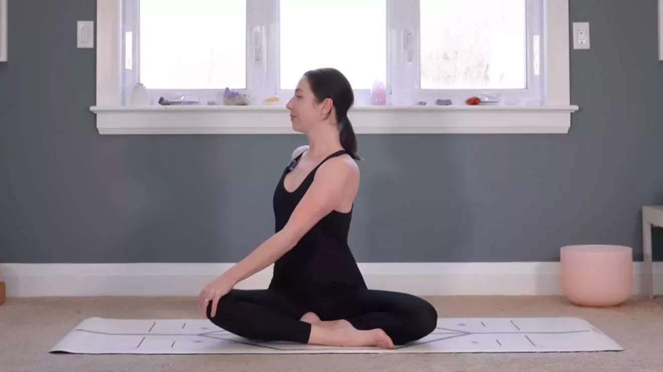 10 minutos de yoga matutino para principiantes (que puede practicar en cualquier lugar)