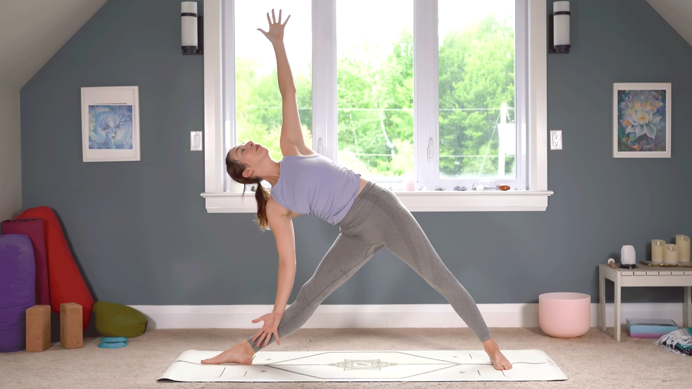 Este flow de yoga de 20 minutos te ayudará a volver a sentirte tú mismo