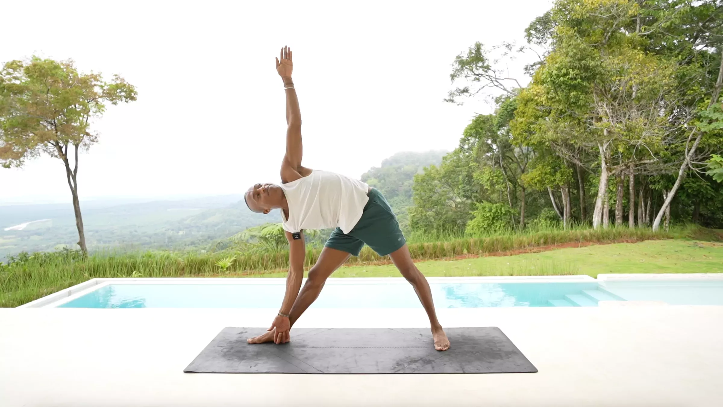 Este sencillo flujo de yoga ayuda a restablecer la mente y el cuerpo