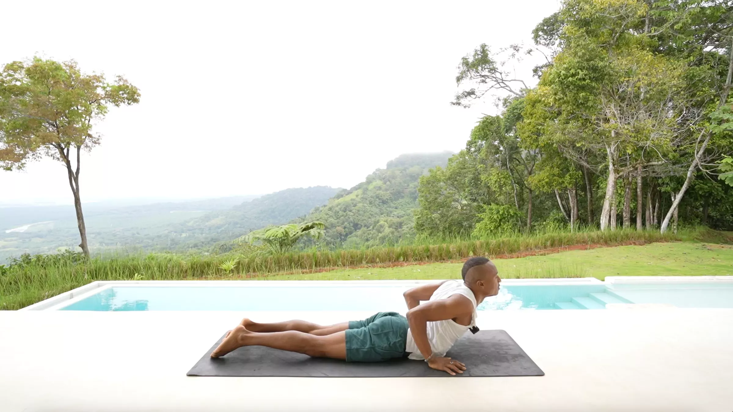 Este sencillo flujo de yoga ayuda a restablecer la mente y el cuerpo