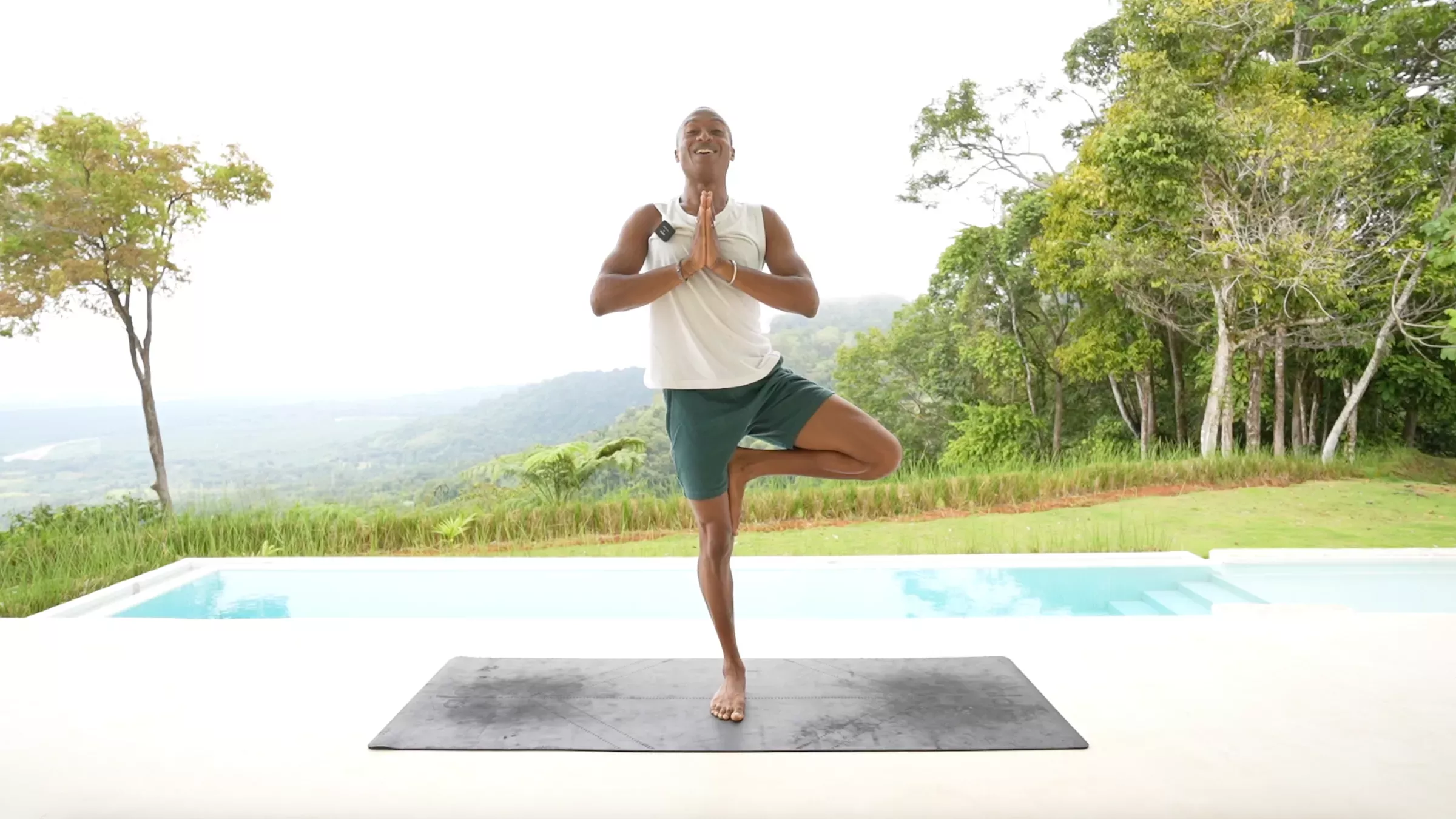 Este sencillo flujo de yoga ayuda a restablecer la mente y el cuerpo