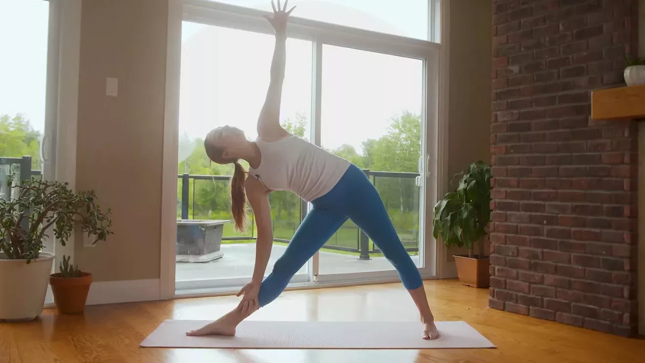 ¿Problemas para concentrarse? Esta práctica rápida de yoga te ayudará a encontrar la claridad.