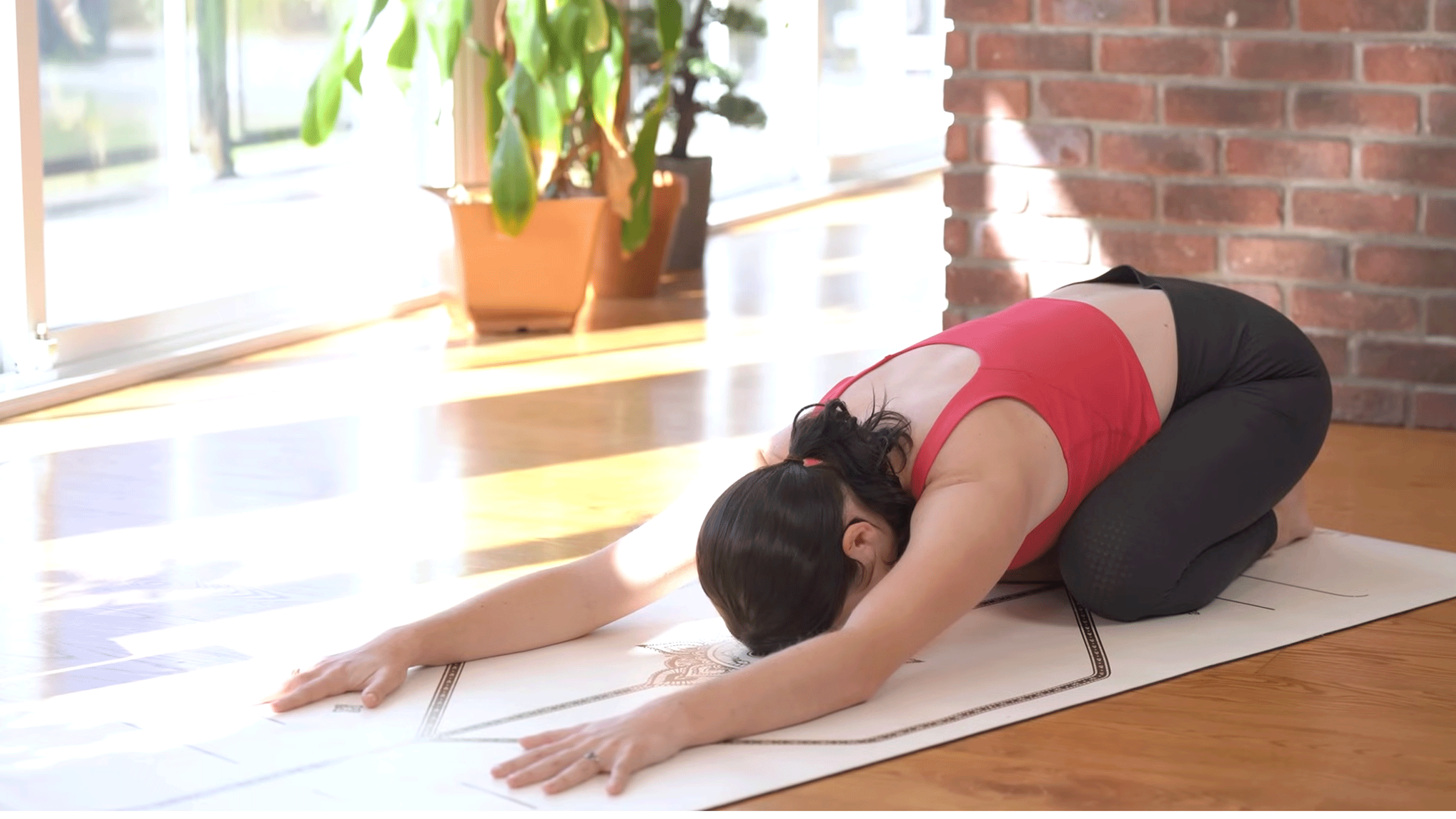 30-Minute Yoga Practice With Minimal Cues (Because Sometimes You Want Silence)