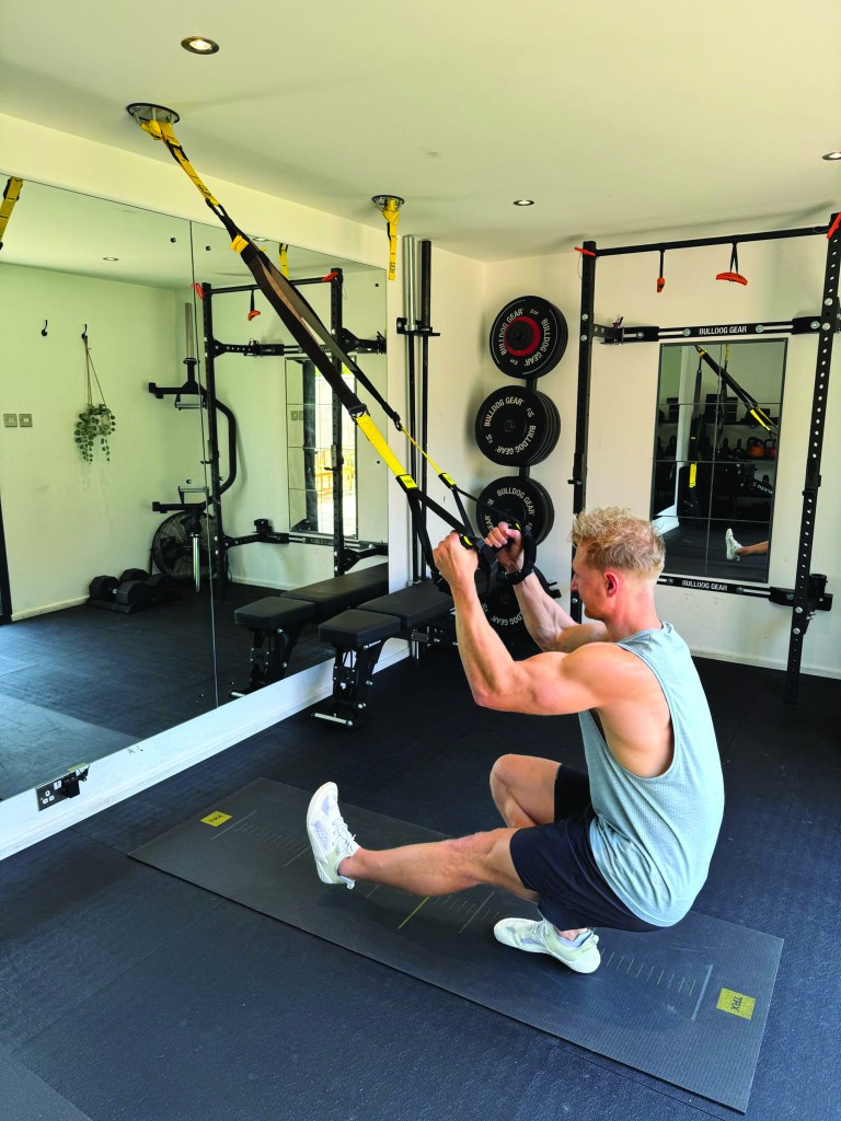 Estas son las mejores ejercicios de TRX para una fuerza integral