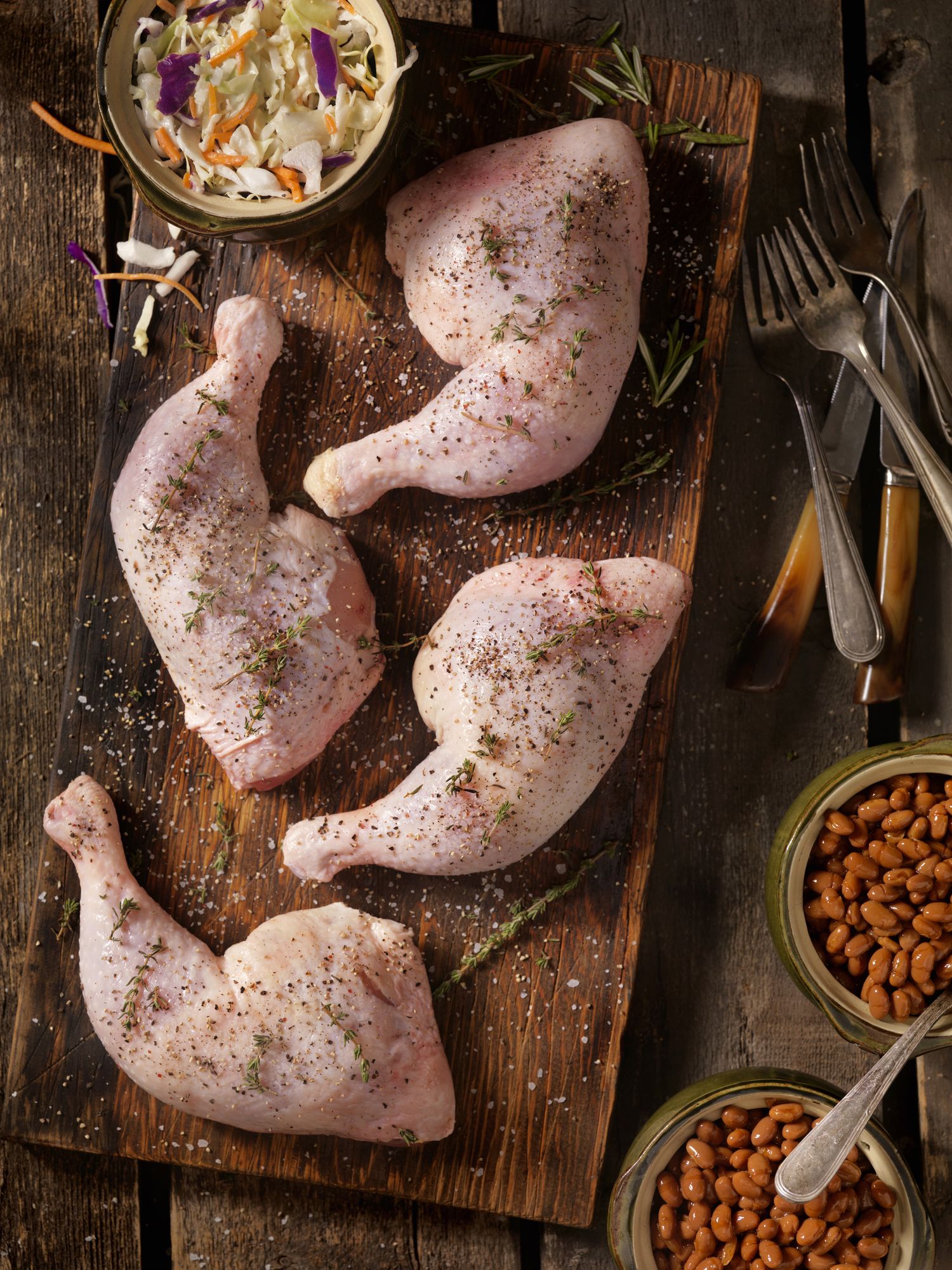 ¿Por qué la gente en TikTok está comiendo pollo crudo?