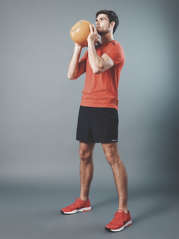 Prueba nuestro entrenamiento con kettlebell para principiantes