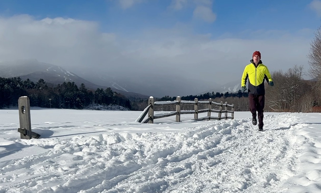 ¿Cómo maneja el equipo de running de Arc'teryx el frío de Vermont?