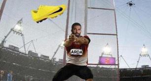 Los mejores memes de la bota de Arda Turan