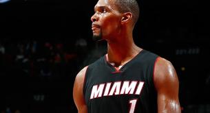 El NBA Chris Bosh tiene un coágulo en el pulmón y no volverá a jugar esta temporada