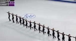 16 patinadoras sobre hielo y una coreografía alucinante