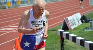 Orville Rogers, atleta de 98 años y ejemplo de superación