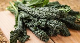 Mentiras del kale: ¿es cierto todo lo que leemos sobre este superalimento?